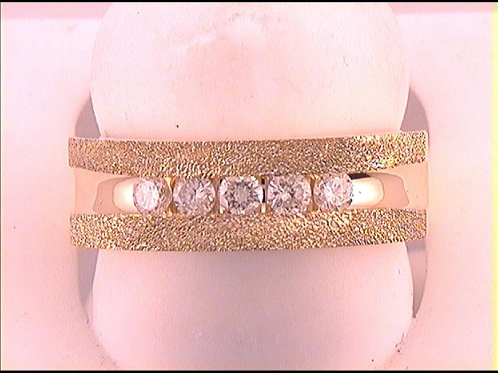 14k Yellow Gold Round Diamond Wedding 5-Stone Band Ring 1/2 Cttw