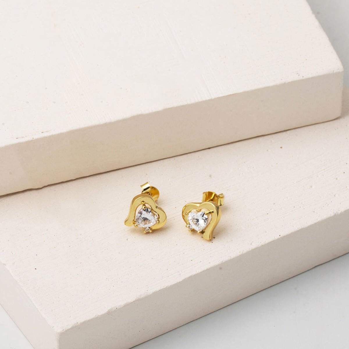 14K Yellow Gold Solitaire Heart Cubic Zirconia Earrings