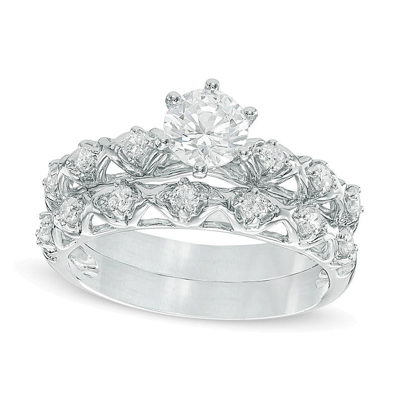 1.0 CT. TW Diamond Bridal Set in 10K White Gold