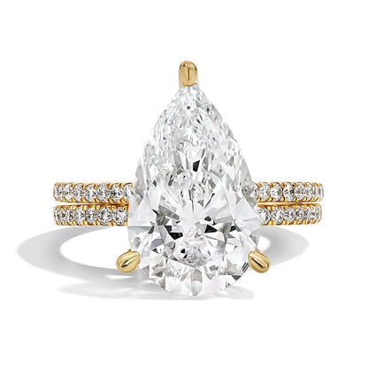 5.63 CT. TW Pear-Shaped Lab-Grown Diamond Bridal Set in 14K Gold (F/VS2)
