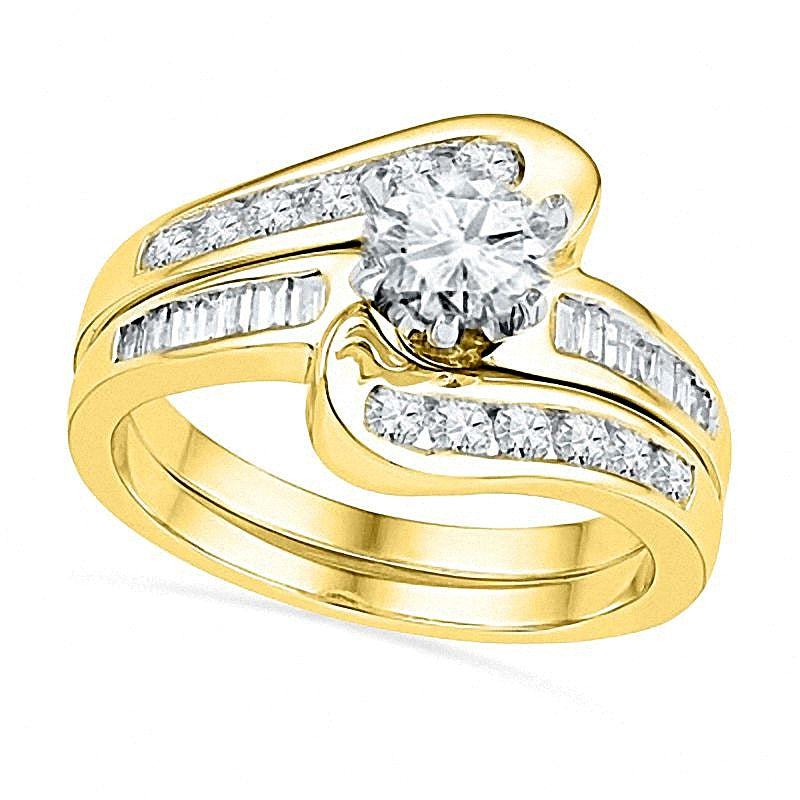 1.25 CT. TW Diamond Swirl Bridal Set in 10K Gold