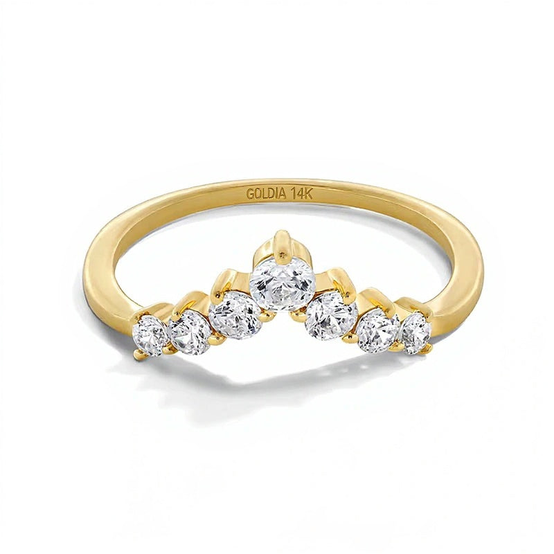 0.5 CT. TW Diamond Graduated Seven Stone Chevron Anniversary Band in 14K Gold