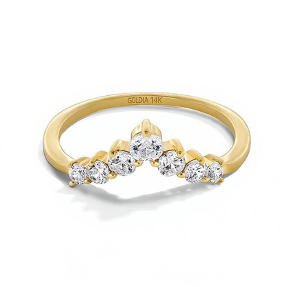 0.5 CT. TW Diamond Graduated Seven Stone Chevron Anniversary Band in 14K Gold