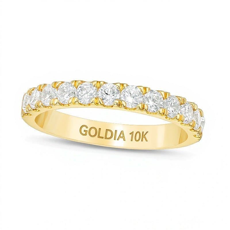 0.88 CT. TW Diamond Wedding Band in 10K Gold