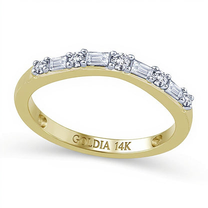 0.25 CT. TW Baguette-Cut and Round Diamond Alternating Wedding Band in 14K Gold
