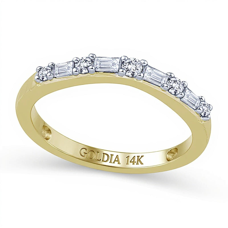 0.25 CT. TW Baguette-Cut and Round Diamond Alternating Wedding Band in 14K Gold