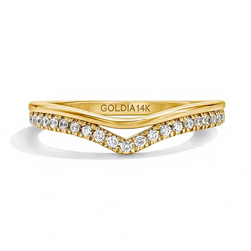 0.17 CT. TW Lab-Grown Diamond Chevron Anniversary Band in 14K Gold (F/VS2)