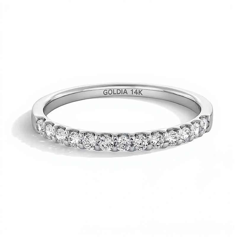 0.25 CT. TW Diamond Band in 14K White Gold (I/SI2)