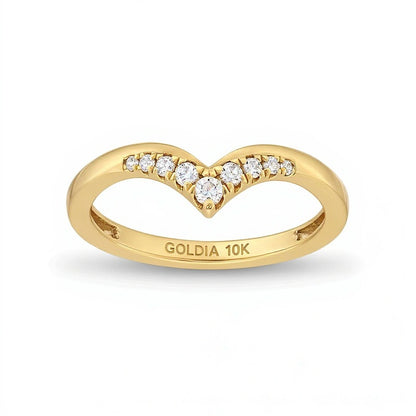 0.13 CT. TW Diamond Graduated Chevron Anniversary Band in 10K Gold