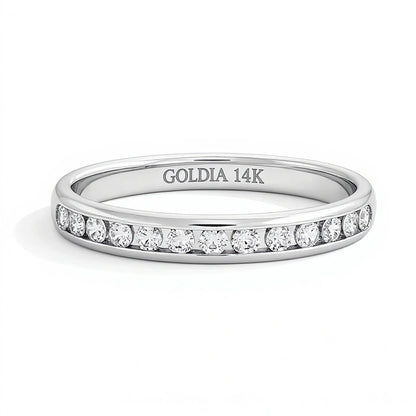 0.25 CT. TW Diamond Band in 14K White Gold