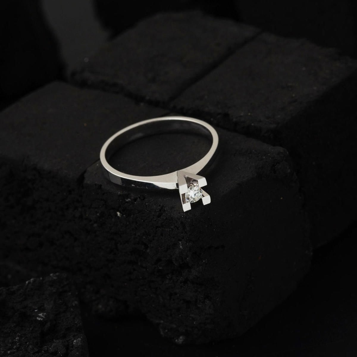 14K White Gold 0.10 Ct Diamond Single Stone Ring