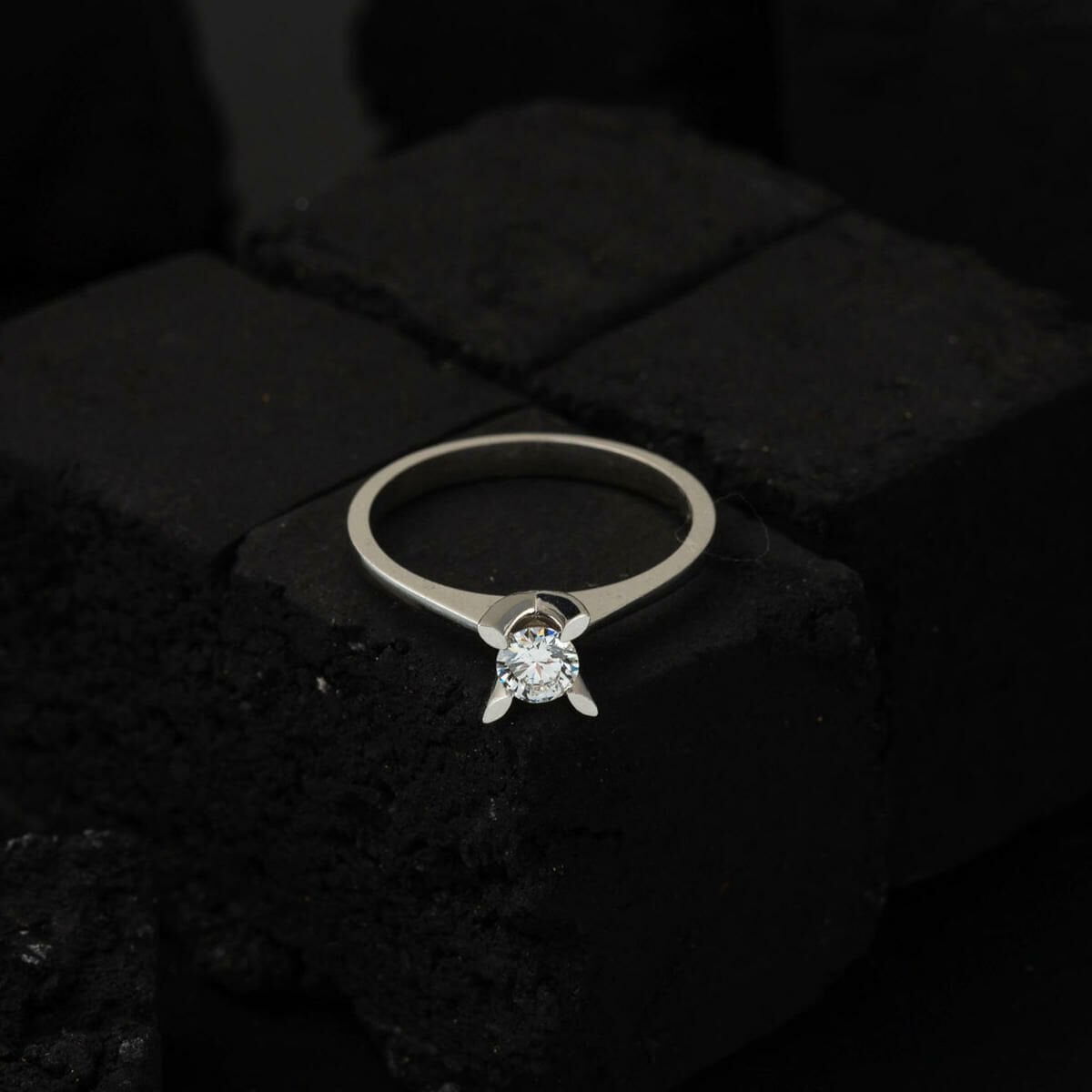 14K White Gold 0.17 Ct G Tone Single Stone Diamond Ring