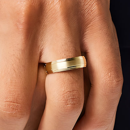Men's 6.0mm Brushed Stepped Edge Wedding Band in 14K Gold - Size 10