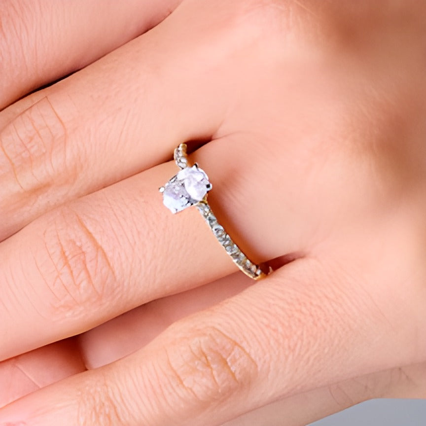 1.0 CT. TW Oval Lab-Grown Diamond Engagement Ring in 14K Gold (F/SI2)