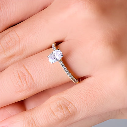 1.0 CT. TW Oval Lab-Grown Diamond Engagement Ring in 14K Gold (F/SI2)