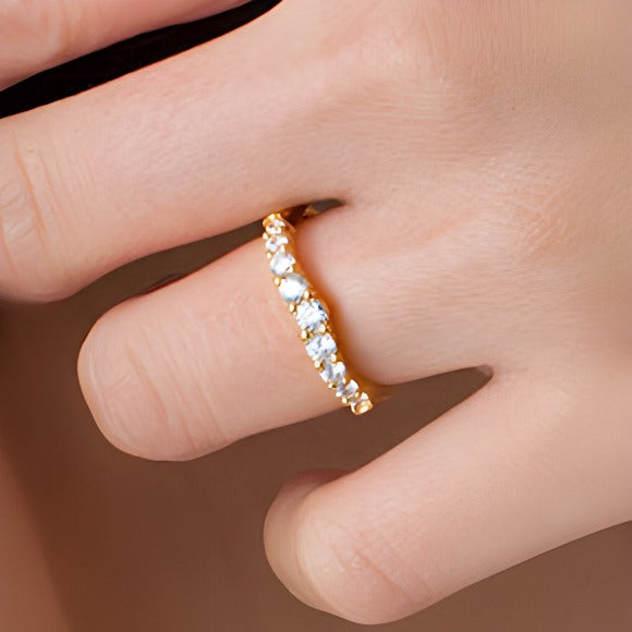 0.5 CT. TW Diamond Contour Wedding Band in 14K Gold