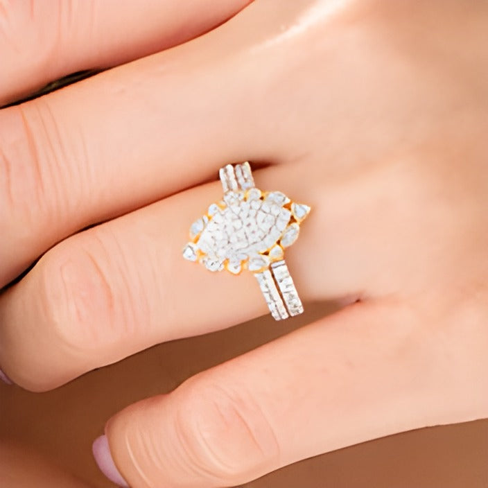 1.0 CT. TW Multi-Diamond Scallop Marquise Frame Vintage-Style Bridal Set in 10K Gold
