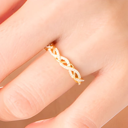 0.17 CT. TW Diamond Twist Anniversary Band in 10K Gold