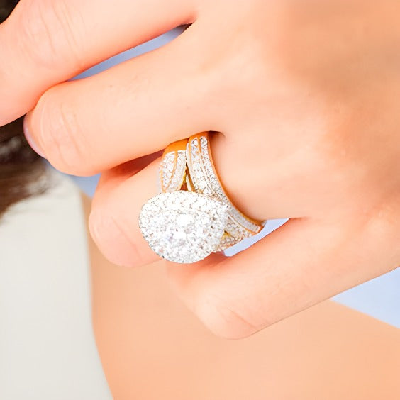 2.5 CT. TW Multi-Diamond Pear-Shaped Multi-Row Bridal Set in 10K Gold