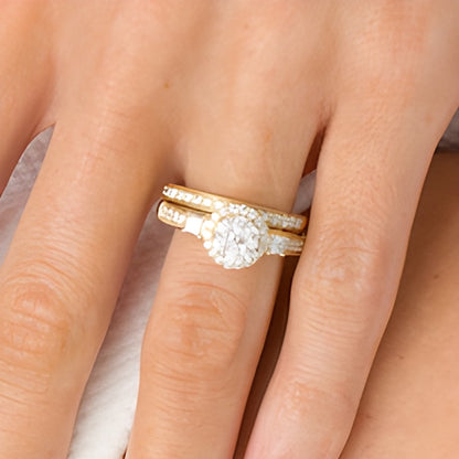 1.0 CT. TW Multi-Diamond Frame Vintage-Style Bridal Set in 10K Gold