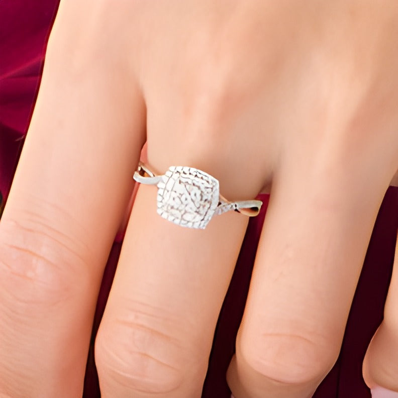 0.33 CT. TW Multi-Diamond Cushion Frame Crossover Shank Ring in 10K White Gold