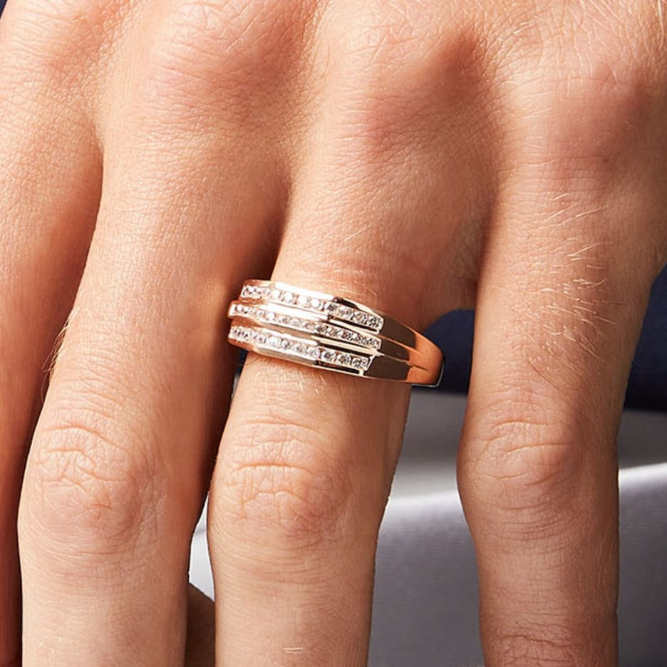 0.5 CT. TW Diamond Wedding Band in 10K Rose Gold