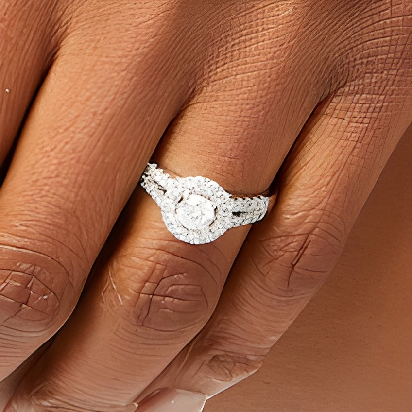 1.0 CT. TW Diamond Frame Double Row Split Shank Engagement Ring in 14K White Gold (I/I2)