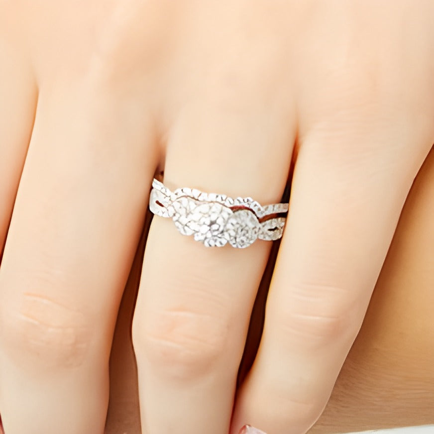 0.88 CT. TW Diamond Three Stone Framed Bridal Set in 10K White Gold