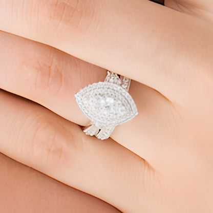 1.0 CT. TW Diamond Double Marquise Frame Tri-Sides Vintage-Style Bridal Set in 10K White Gold