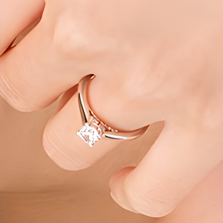 Zales Private Collection 3/4 CTW. Colourless Diamond Engagement Ring in 14K Two-Tone Gold (F/I1)