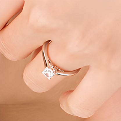 Zales Private Collection 3/4 CTW. Colourless Diamond Engagement Ring in 14K Two-Tone Gold (F/I1)