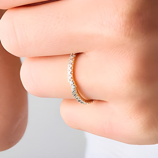 0.25 CT. TW Lab-Grown Diamond Contour Band in 14K Gold (F/SI2)