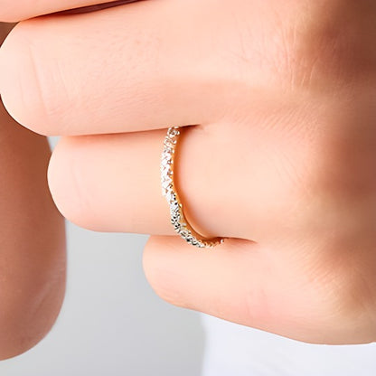 0.25 CT. TW Lab-Grown Diamond Contour Band in 14K Gold (F/SI2)