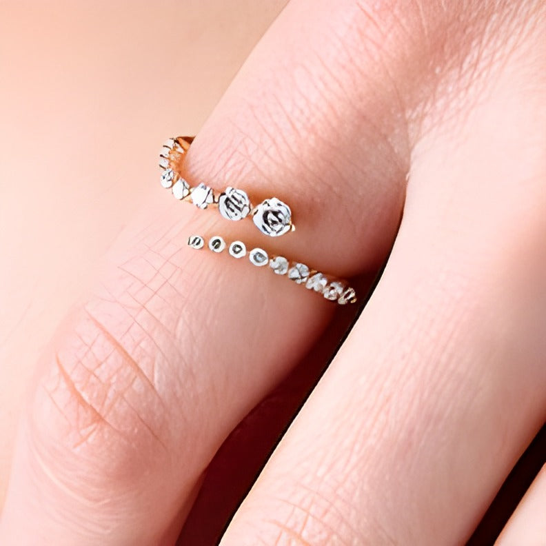0.5 CT. TW Lab-Grown Diamond Bypass Ring in 10K Gold (F/VS2)