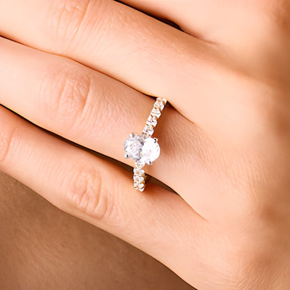 1.5 CT. TW Oval Lab-Grown Diamond Engagement Ring in 14K Gold (I/SI2)