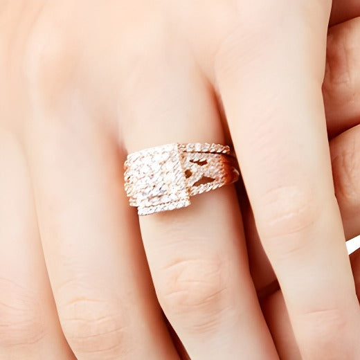 1.0 CT. TW Rectangle Multi-Diamond Twist Split Shank Bridal Set in 10K Rose Gold