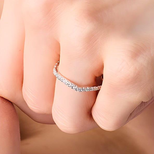 0.25 CT. TW Lab-Grown Diamond Contour Band in 14K White Gold (F/SI2)