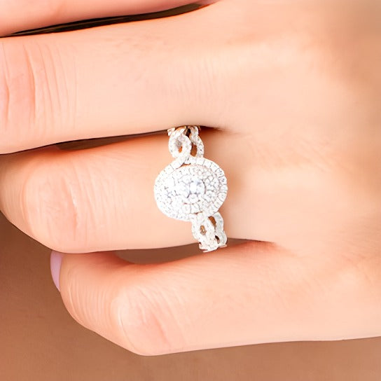 1.0 CT. TW Diamond Double Oval Frame Twist Shank Bridal Set in 10K White Gold