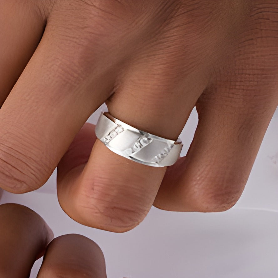 0.33 CT. TW Diamond Triple Row Slant Bevelled Edge Multi-Finish Band in 10K White Gold