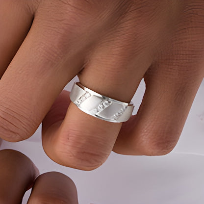 0.33 CT. TW Diamond Triple Row Slant Bevelled Edge Multi-Finish Band in 10K White Gold