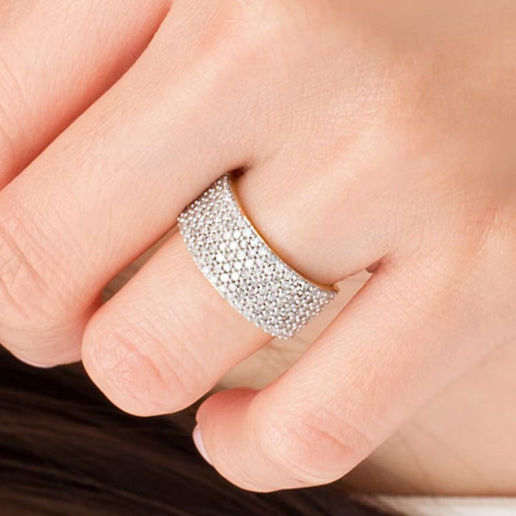 1.0 CT. TW Diamond Multi-Row Band in 10K Gold
