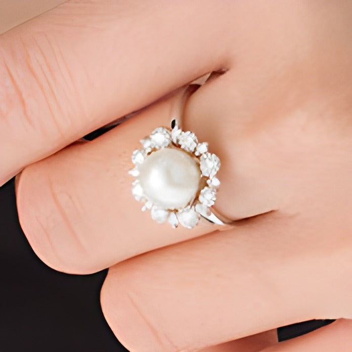 8.0mm Freshwater Cultured Pearl and 0.38 CT. TW Diamond Sunburst Frame Ring in 14K White Gold