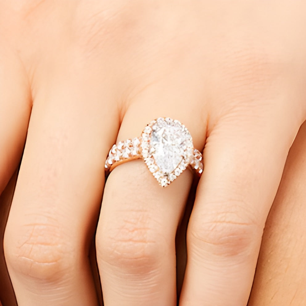 4.5 CT. TW Pear-Shaped Lab-Grown Diamond Frame Bridal Set in 14K Rose Gold (I/SI2)