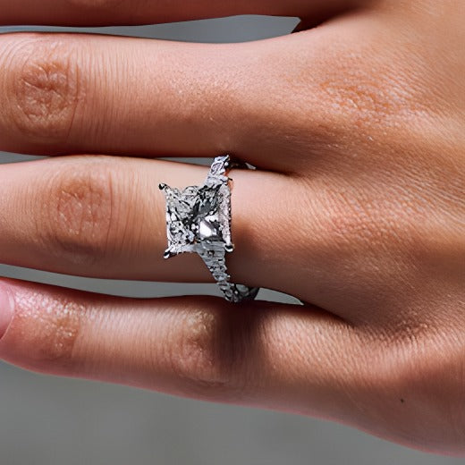 4.5 CT. TW Princess-Cut Lab-Grown Diamond Split Shank Engagement Ring in 14K White Gold (F/SI2)
