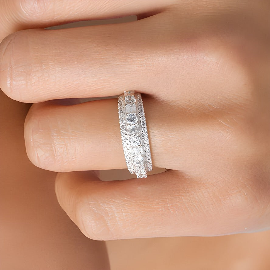 1.0 CT. TW Baguette and Round Diamond Alternating Vintage-Style Anniversary Band in 14K White Gold