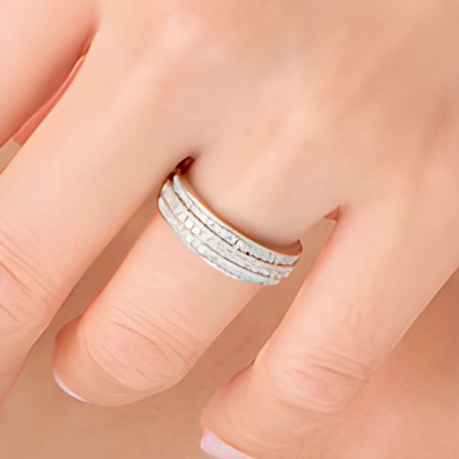 0.33 CT. TW Diamond Multi-Row Vintage-Style Band in 10K White Gold