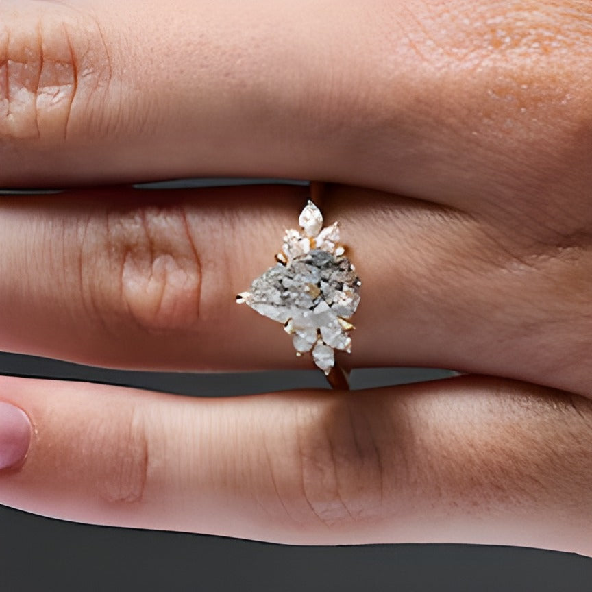 2.5 CT. TW Pear-Shaped Lab-Grown Diamond Ring in 14K Gold (F/VS2)