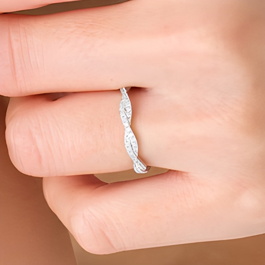 0.25 CT. TW Diamond Twist Stackable Band in 14K White Gold