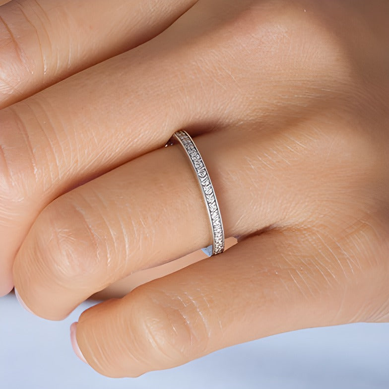 0.2 CT. TW Diamond Vintage-Style Wedding Band in 10K White Gold