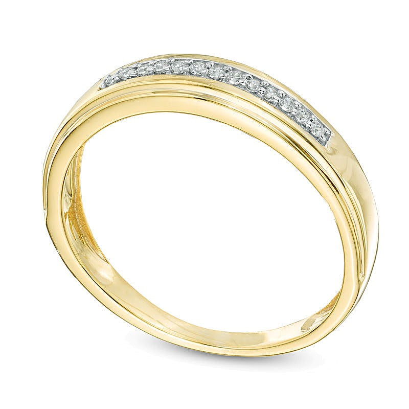 0.1 CT. TW Diamond Wedding Band in 10K Gold